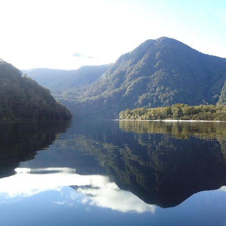 Bed and Breakfast Shakespeare House Te Anau Exteriér fotografie