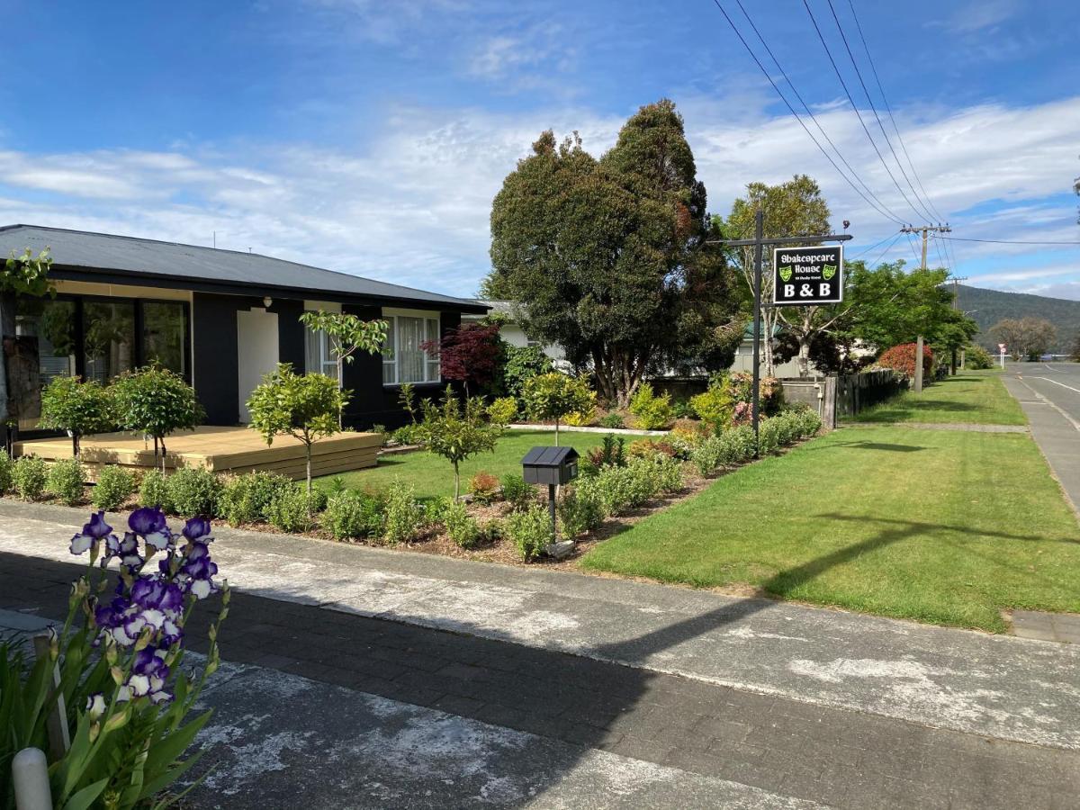 Bed and Breakfast Shakespeare House Te Anau Exteriér fotografie