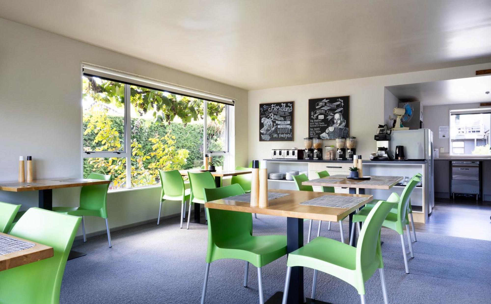 Bed and Breakfast Shakespeare House Te Anau Exteriér fotografie